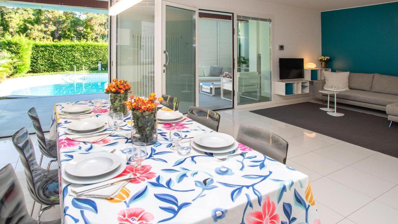 Villa Riva Beachfront Lignano Sabbiadoro Exterior foto
